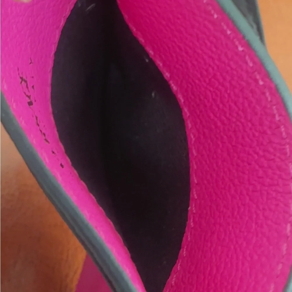 VERSAGE Leather Card Holder - Picture 3 of 6